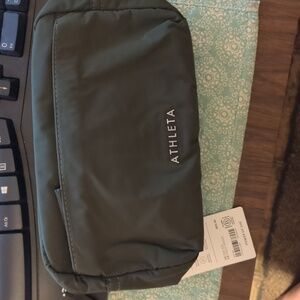 Athleta All About Large Belt Bag Army Green NWT